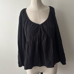 Old NavyTop Womens Size Small Petite Black Heart Neckline Ballon Sleeve Milkmaid